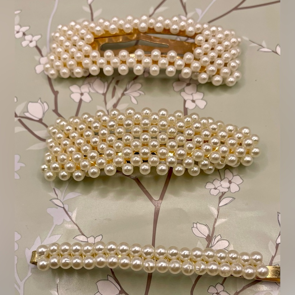 Elegant Pearl Hair Clips Set of 3